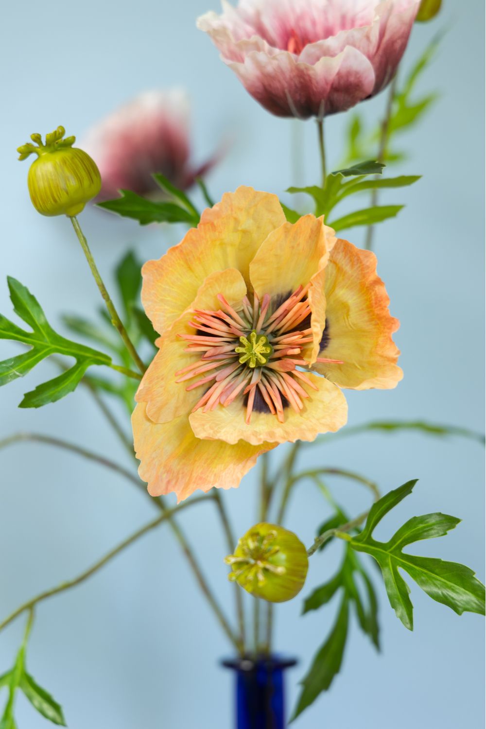 details van Kunstboeket Poetic Poppies