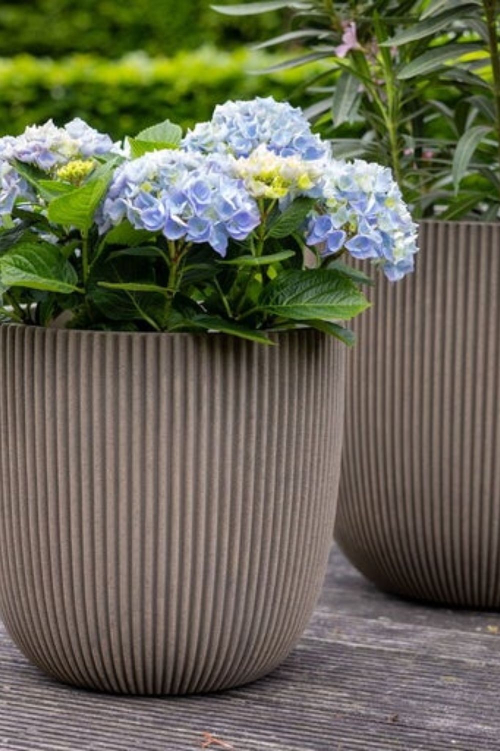 Capi bloempot Groove bol 35x34 warm taupe