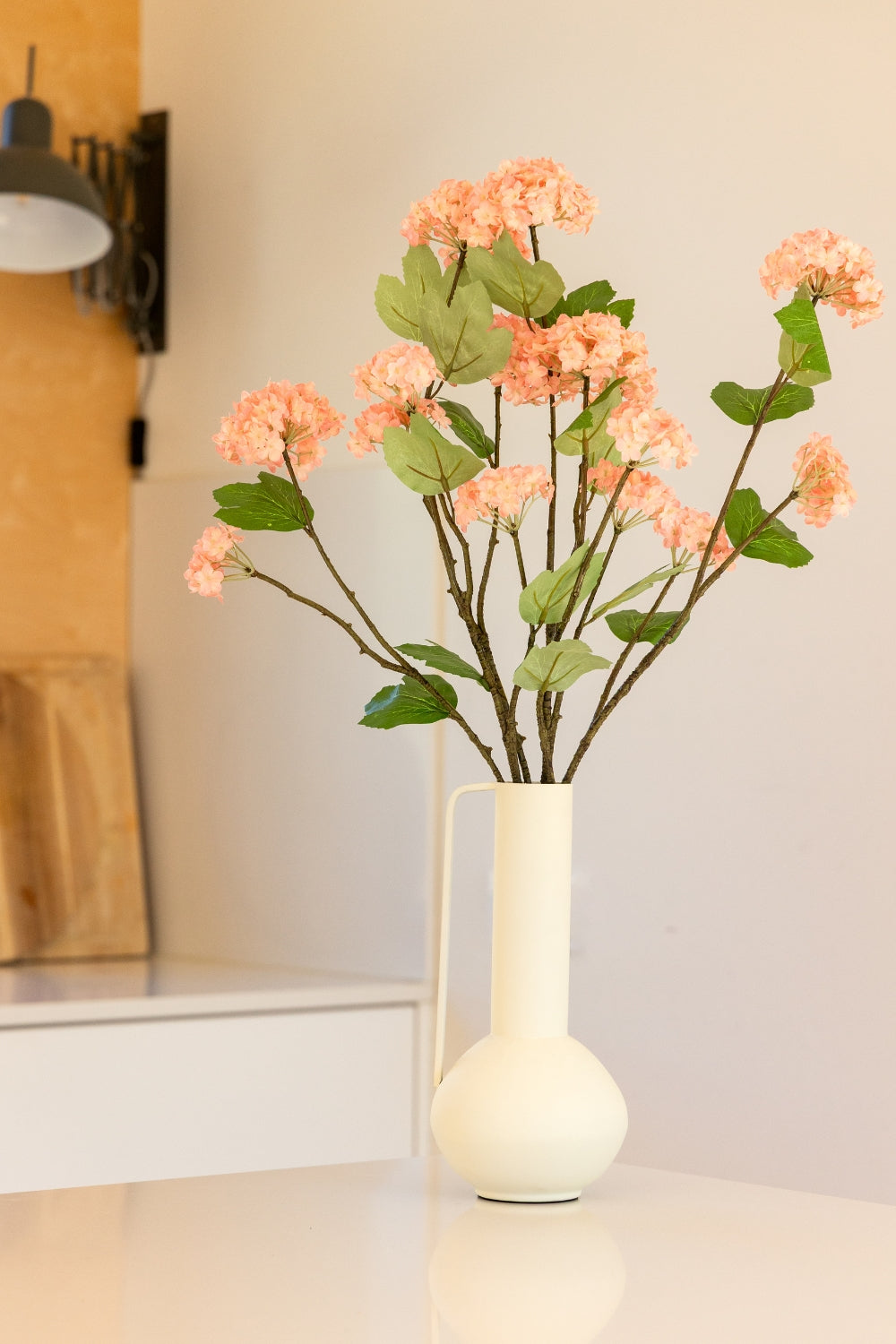 Kunstboeket Viburnum Vibes Pink sfeerbeeld 2